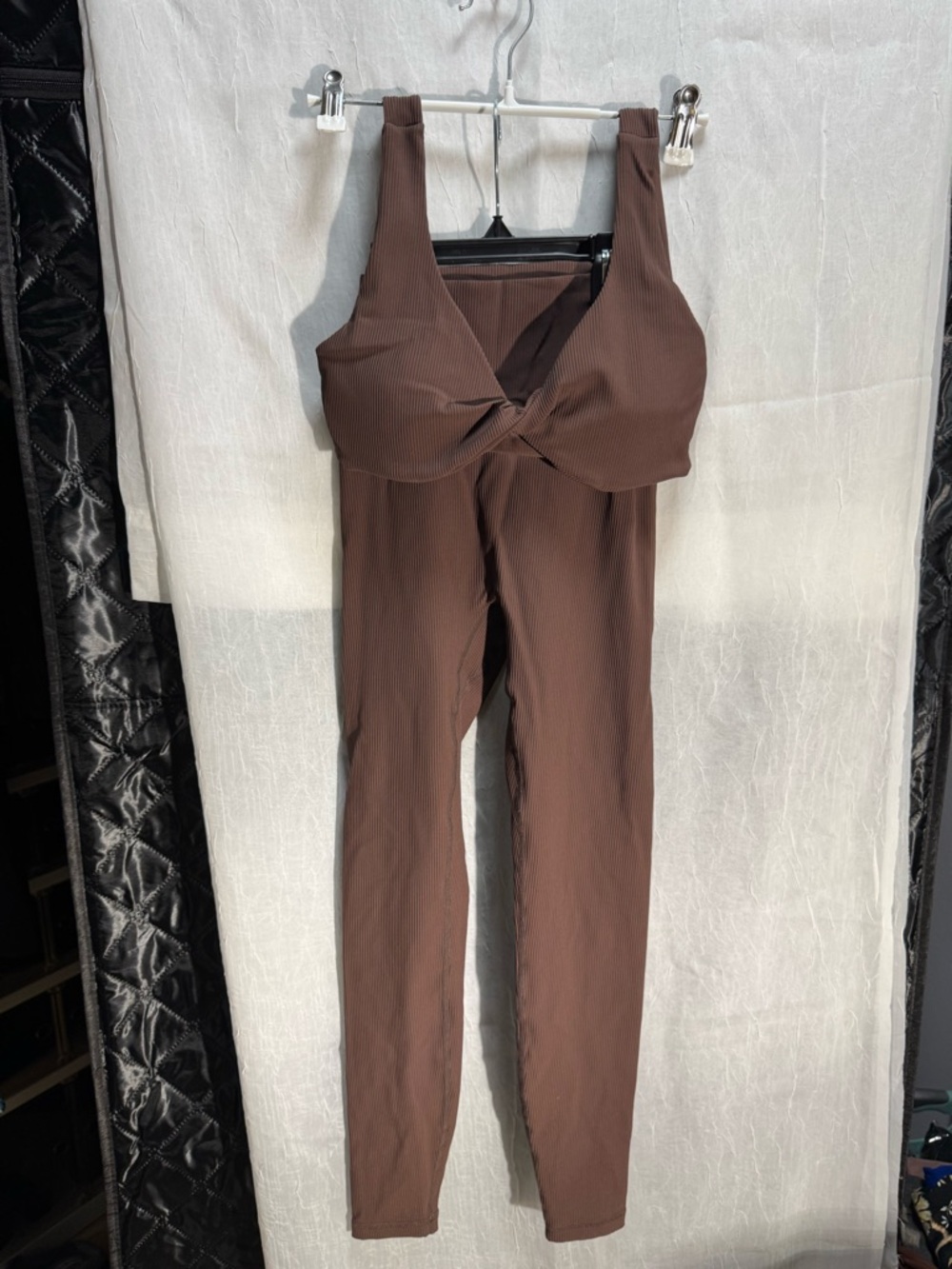 Active by Teal Jani ribbed twisted bra & sculpted leggings